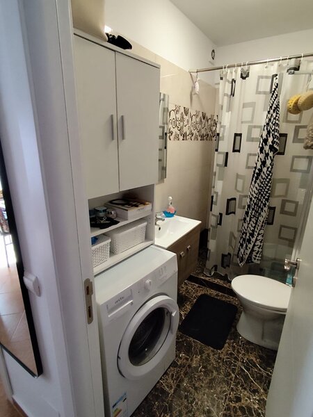 Tunari, Otopeni cartier Forest, 10 min. aeroport Otopeni